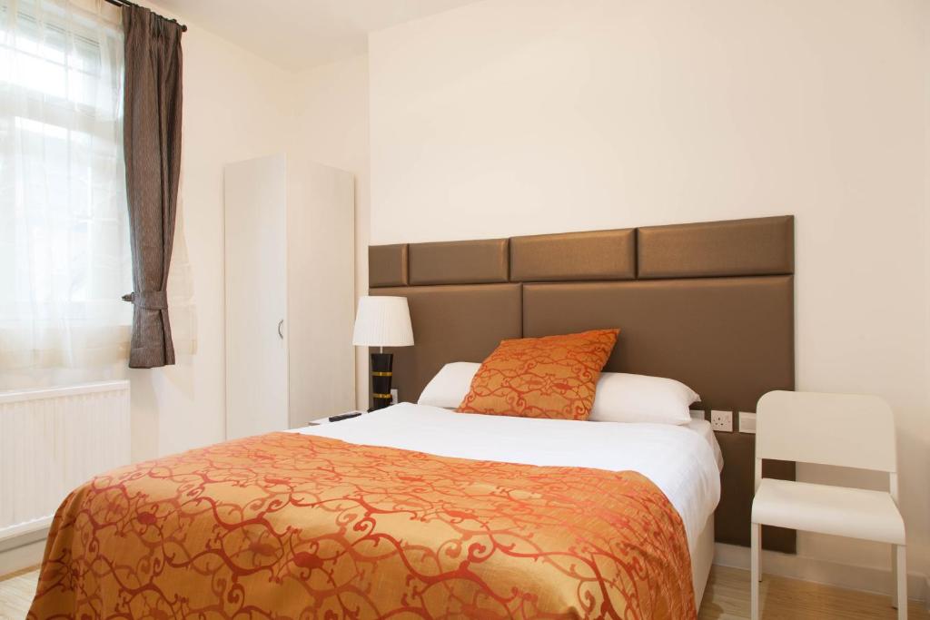 Welcome Inn Victoria room 4